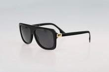 Load image into Gallery viewer, BURBERRY Joan Acetate Sunglasses
